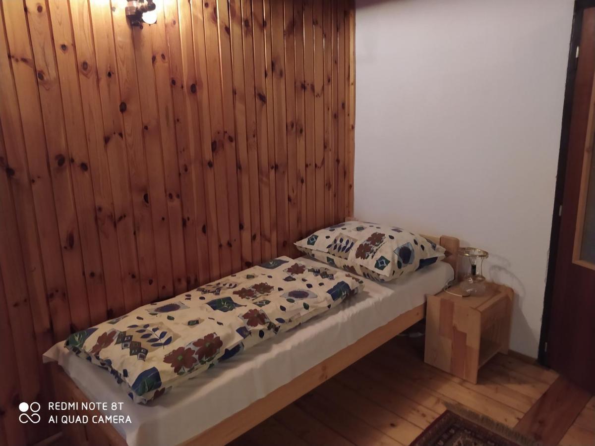 Chalupa Prazenica Liptovske Revuce Esterno foto